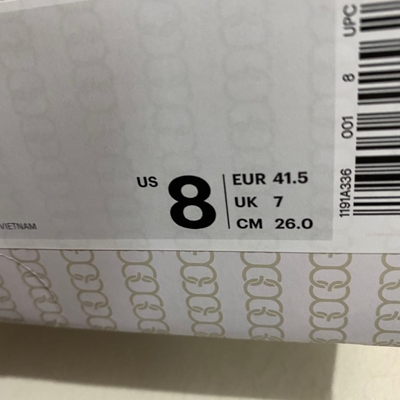 ASICS shoes - Picture 7 of 7